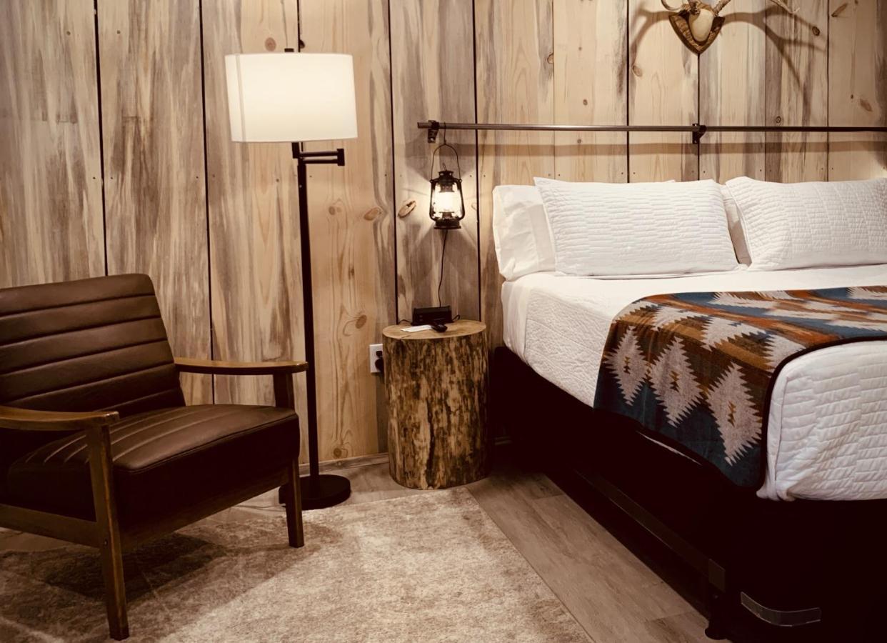 Outdoors Inn Сандпойнт Екстериор снимка